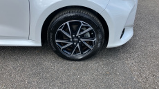 Toyota Yaris 1.5 Hybrid Design 5dr CVT Hybrid Hatchback